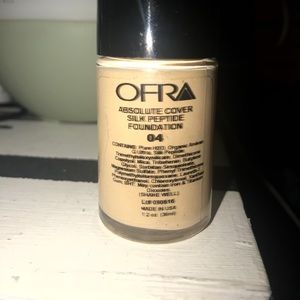 04 shade liquid foundation 💋